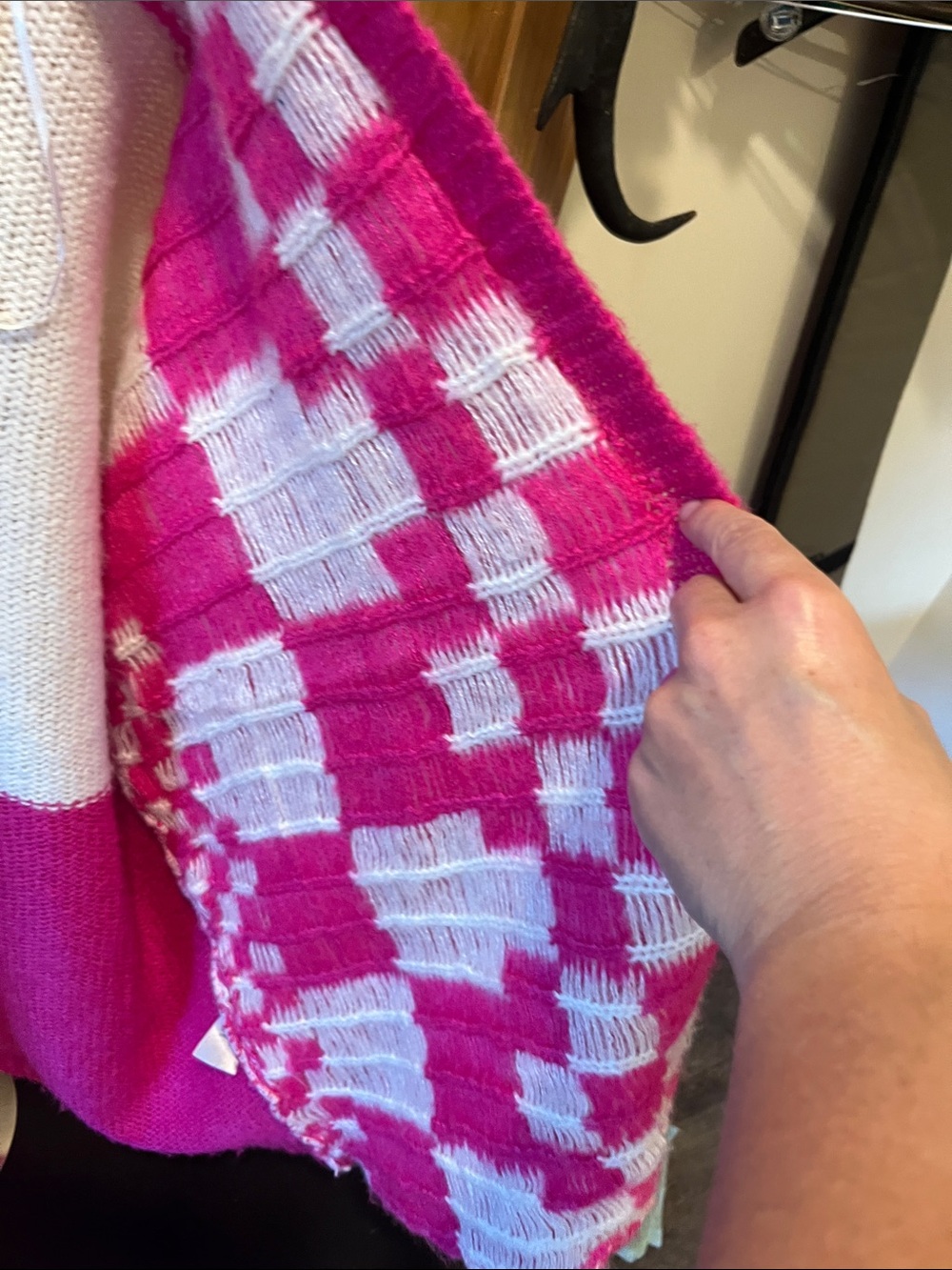 Miracle Hot Pink and White Checkerboard Open-Front Oversize Cardigan - Picture 5 of 7